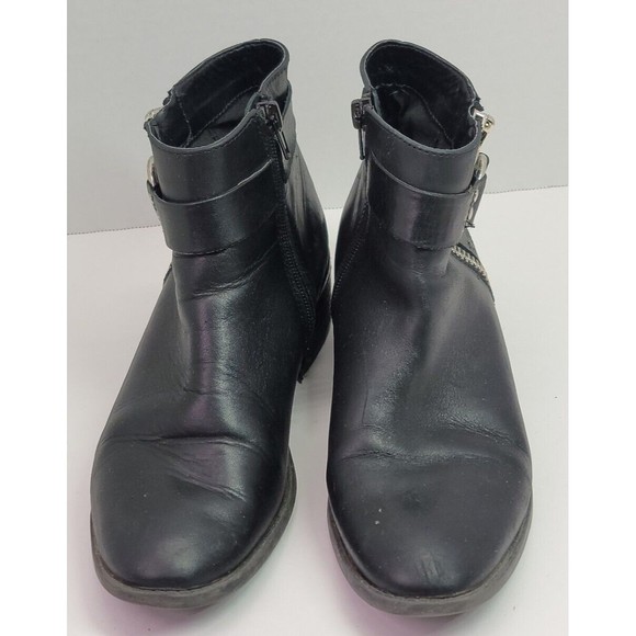 Steve Madden Black Leather Zip Ankle Boots Womens Size 7 Gothic Biker Ladies - Picture 2 of 16